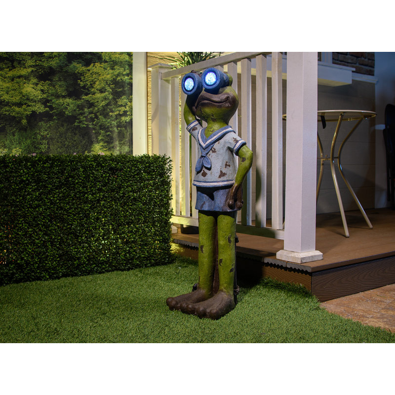 frog with binoculars garden statue